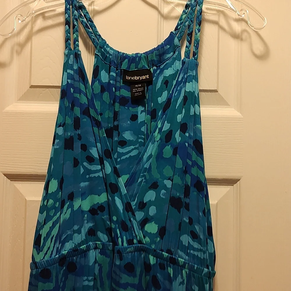 Dress - Picture 2 of 4
